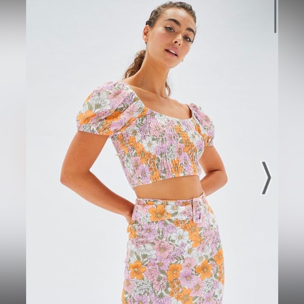 ester puff sleeve top